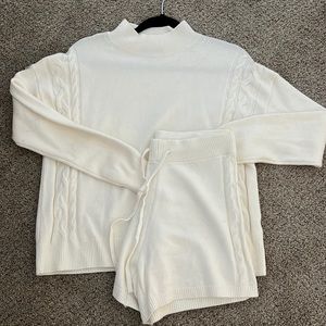 Two Piece Banana Republic Cable Knit Sweater Lounge Short Set